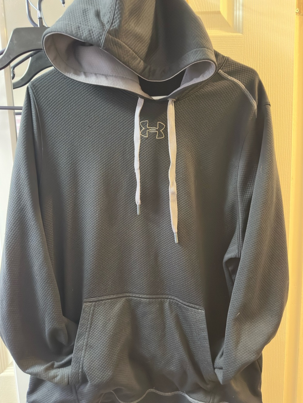 Under Armour Men’s Black Hoodie with White Drawstrings